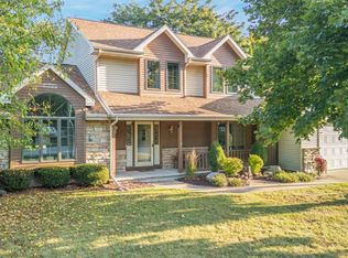 W2194 Maple Heights Dr, Chilton, WI 53014