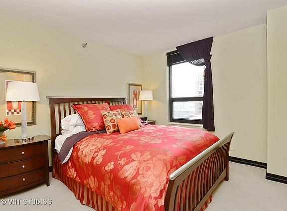 5th image of 401 E Ontario St APT 3305