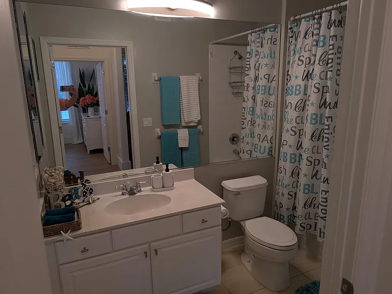 Guest Bathroom