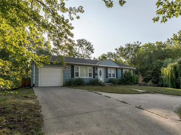 6937 Antioch Rd, Overland Park, KS 66204