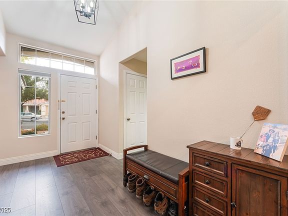 5th image of 7017 Feather Pine St