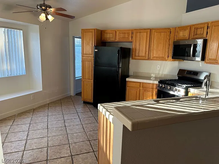 2025 Big Bend Way #0 — Photo 8