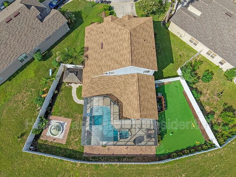 403 Corvina Dr — Photo 3