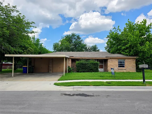 412 Kimbrough St, White Settlement, TX 76108