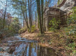 892 Pearson Falls Rd, Saluda, NC 28773