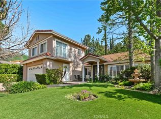 28820 Calabria Dr, Agoura Hills, CA 91301