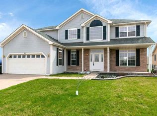 511 Rivermist Dr, Colona, IL 61241