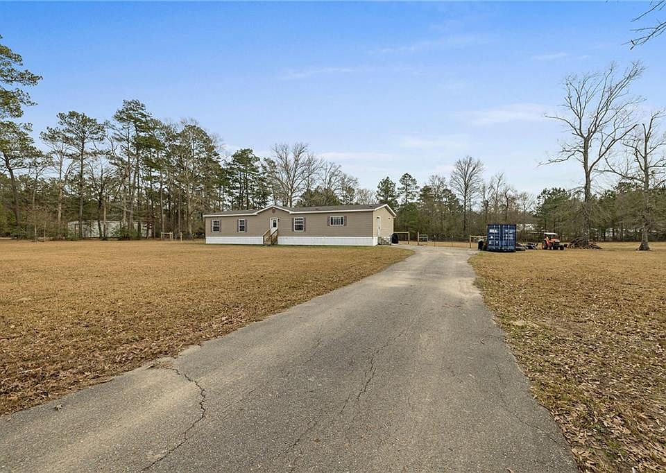 1st image of 20165 Happywoods Rd