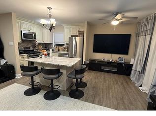 3951 Stevenson Lane, Philadelphia, PA