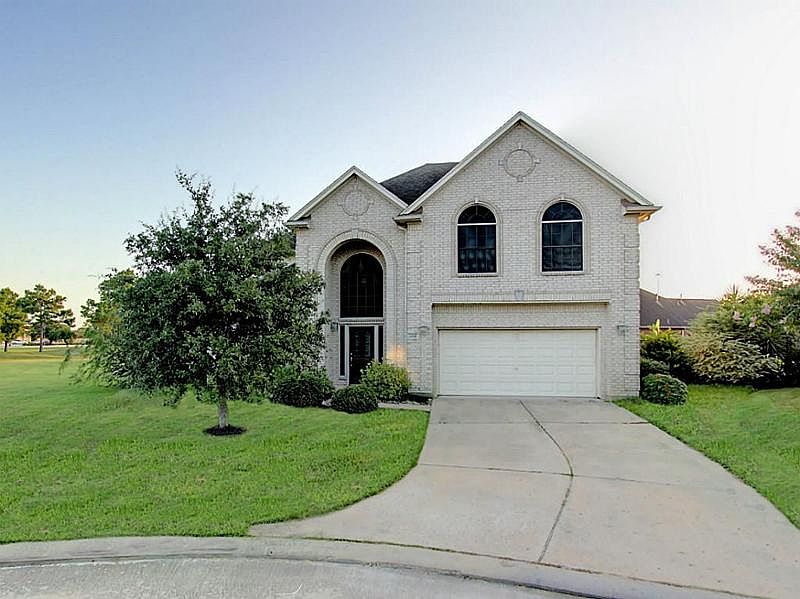 1st image of 506 Lantern Lake Ct