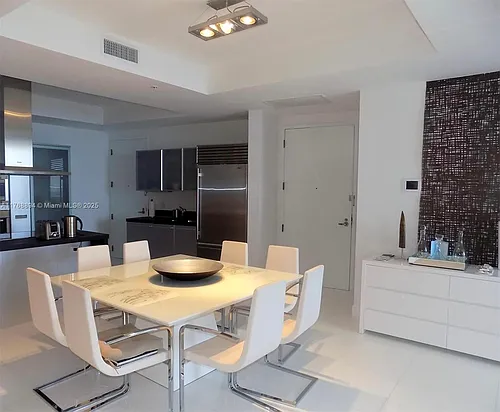 18201 Collins Ave Photo 1