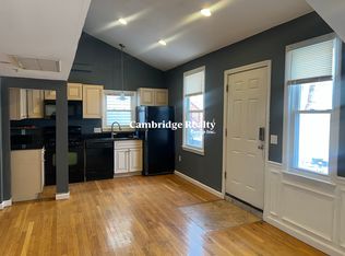 89 Spring St #3T, Cambridge, MA 02141