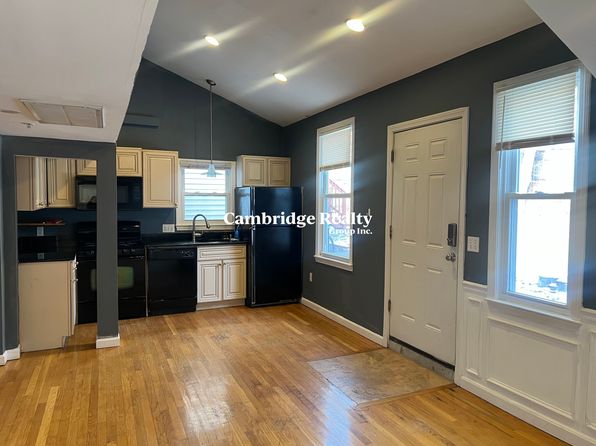 90 Spring St #3