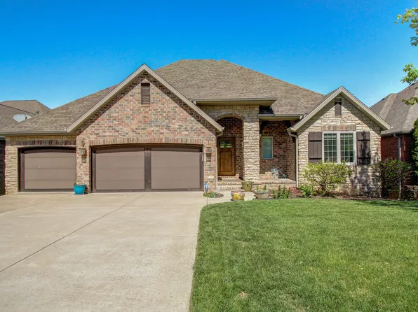 1412 N Rockingham Avenue, Nixa, MO 65714