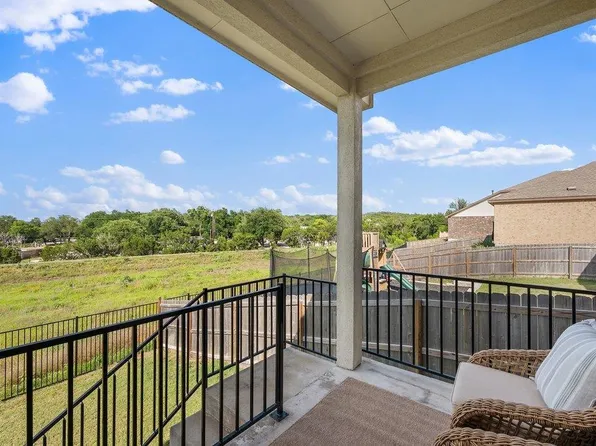 1233 Sweetspire St, Leander, TX 78641