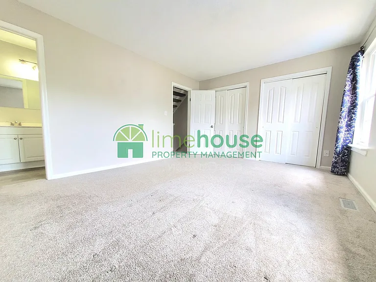 4942 April Ave — Photo 13