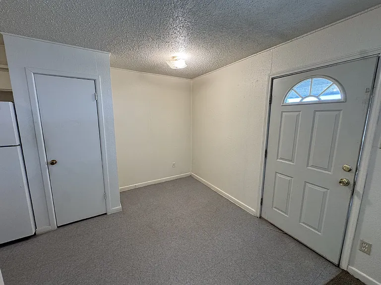 5909 East Fm #40-1 — Photo 3