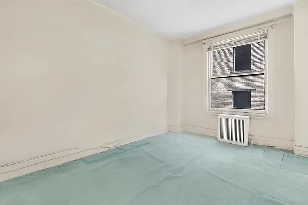 Sold by Douglas Elliman | media 17