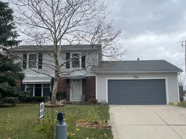 110 Gregory Ln, Lima, OH 45807