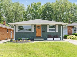 14148 Rochelle Dr, Maple Heights, OH 44137