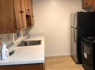 1811 8th Ave, Oakland, CA 94606