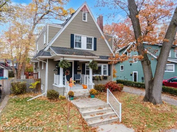 350 W Maplehurst St, Ferndale, MI 48220