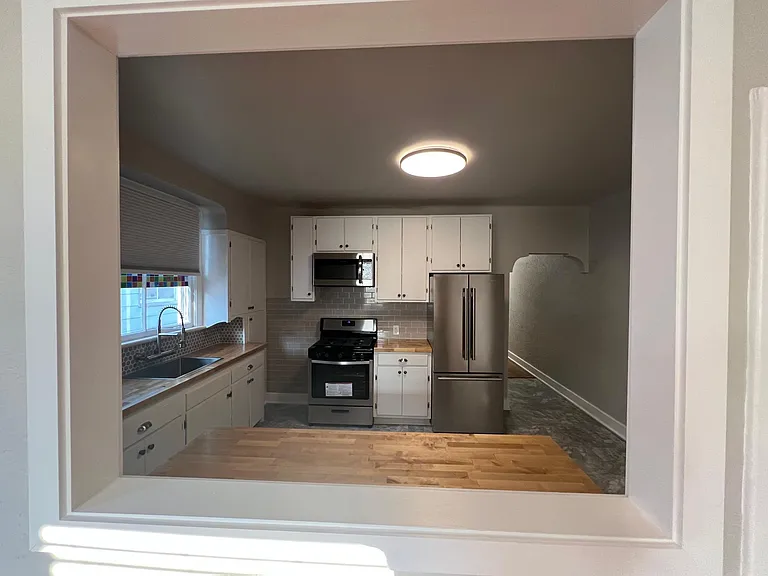 7703 Green St — Photo 6