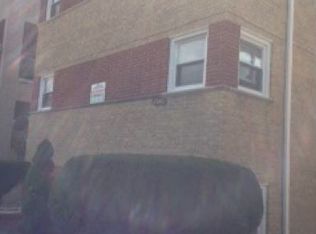 2640 Desplaines Ave APT 1W, Riverside, IL 60546