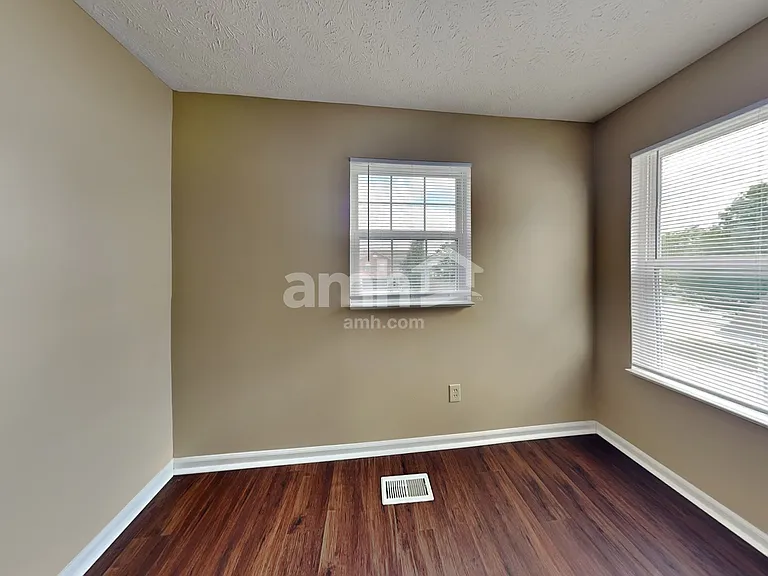 5824 Twin Rivers Ln — Photo 17