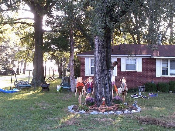 4th image of 600 Thurmond St