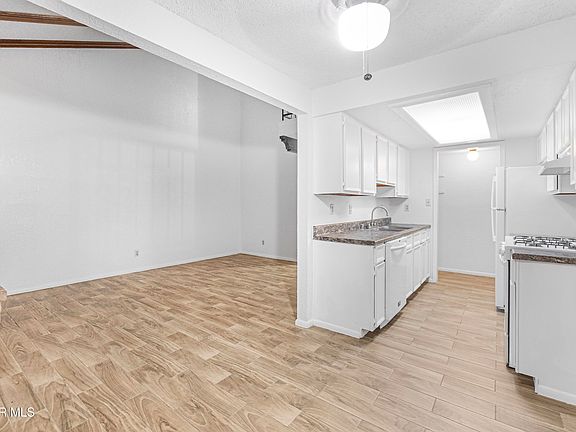 3rd image of 3112 Wayside St APT C