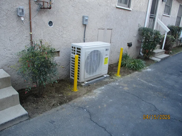 442 W Stocker St #442B — Photo 21