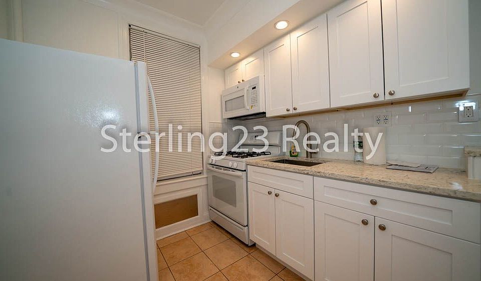 1st image of 1829 Ditmars Blvd APT 1B