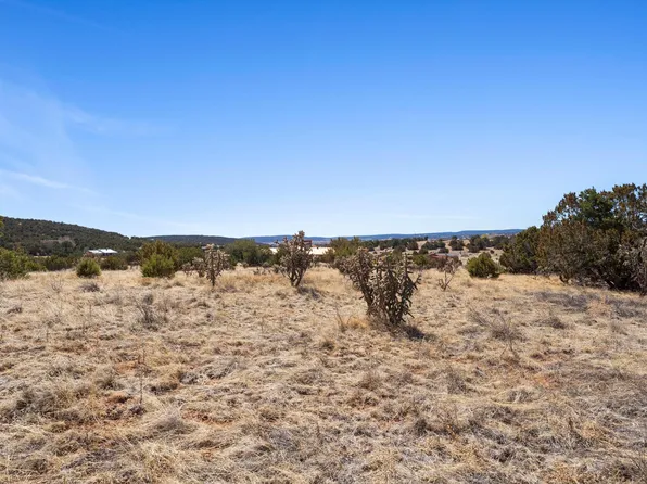 30 Crestview Rd, Edgewood, NM 87015