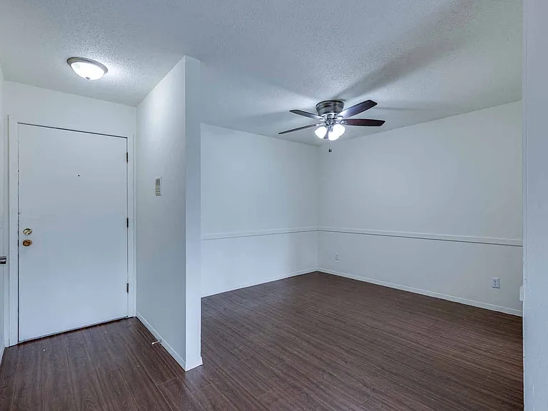 Victoria Flats Roseville — Photo 55