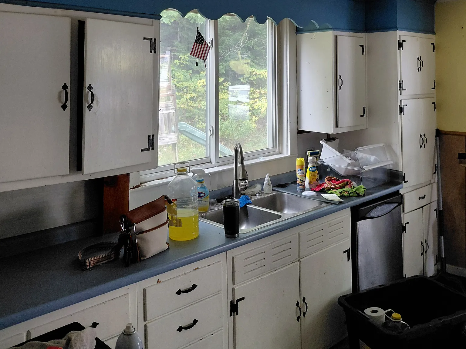 3 bed, 1176 sqft, $2,200 — Photo 4
