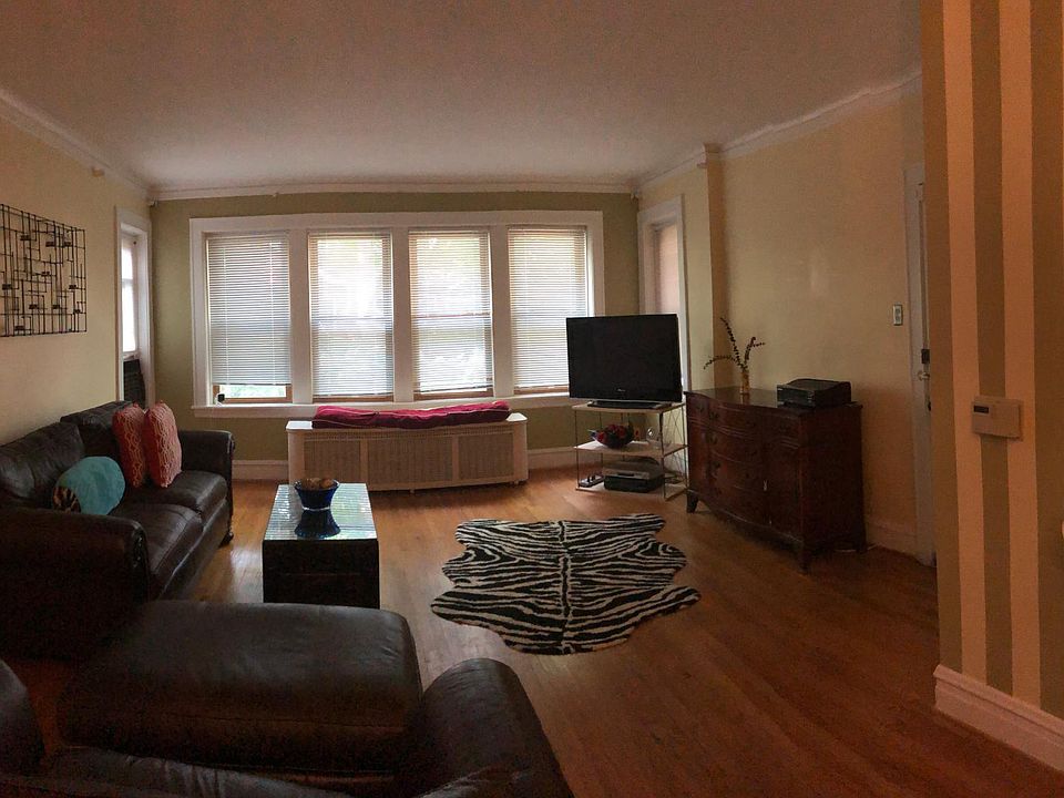 1st image of 2551 W Coyle Ave #1