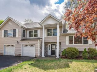 728 Prospect St, Glen Rock, NJ 07452