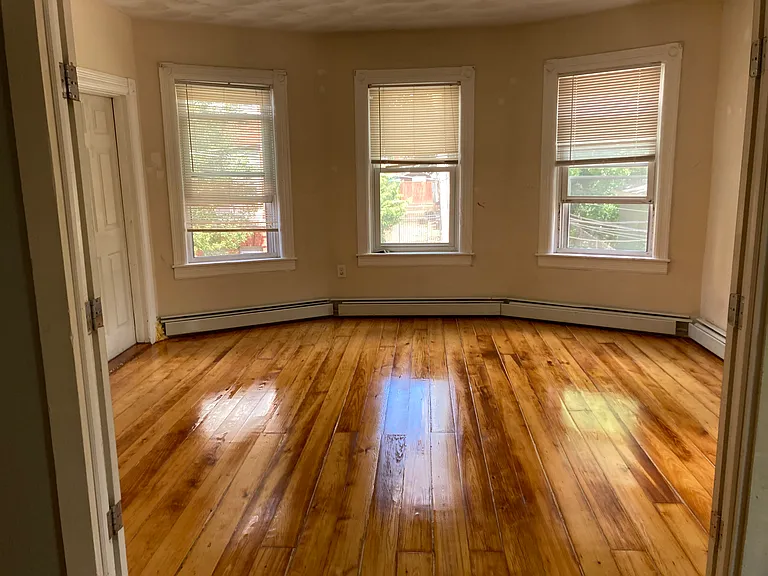2 Fletcher St #2 — Photo 2