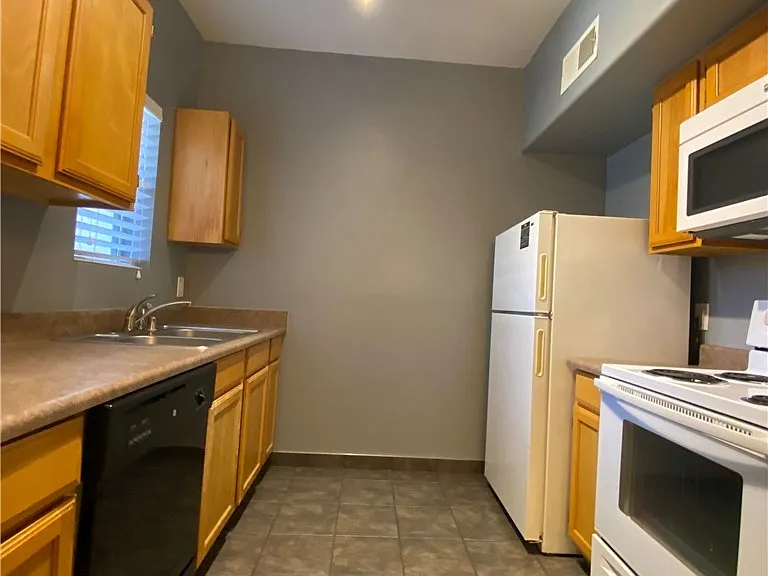 45 Maleena Mesa St #417 — Photo 3