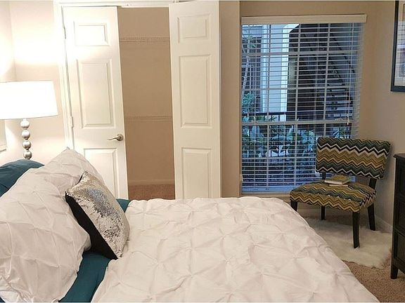 midtown-arbor-place-houston-tx-building-photo (1)