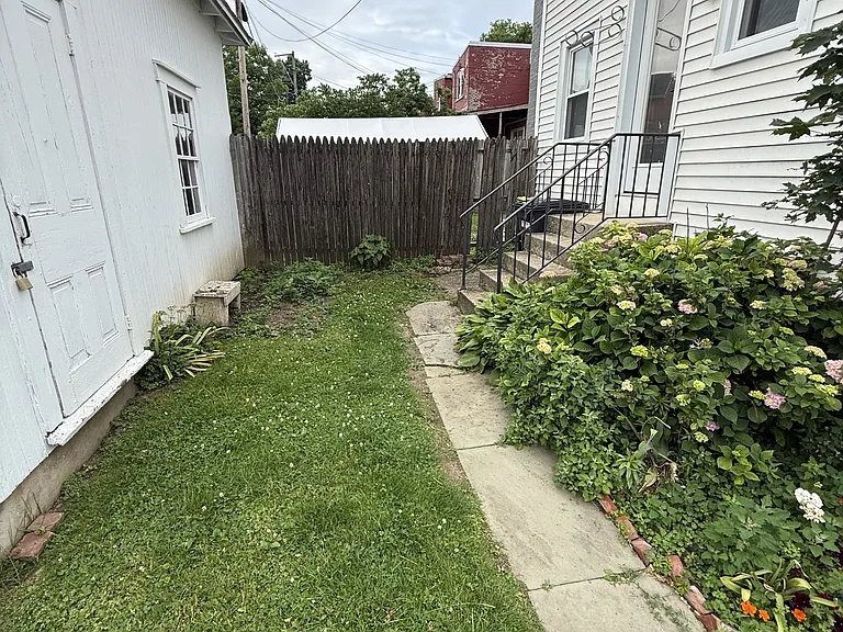 155 N Broad St — Photo 13