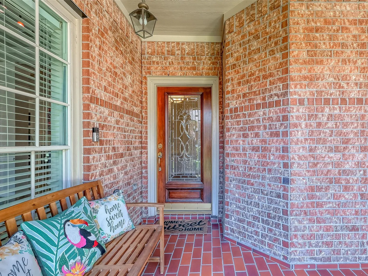 2 bed, 2.0 bath, 2039 sqft, $2,995 — Photo 2