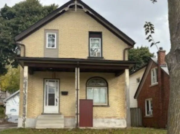 138 Courtland Ave E, Kitchener, ON N2G 2V1
