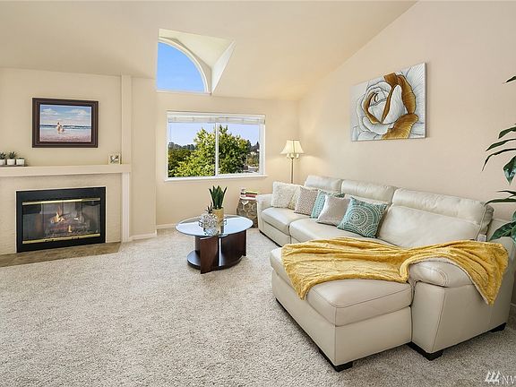 4th image of 13021 SE 38th Pl #C-11