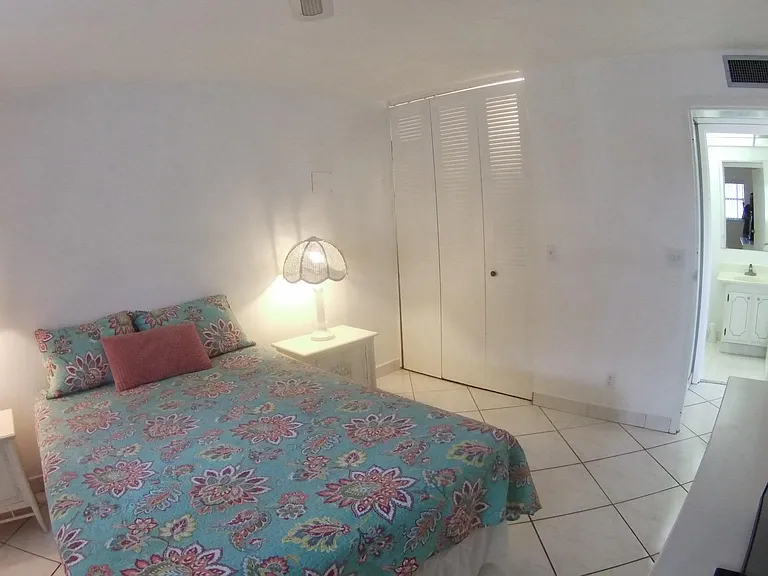 209 Waterford Cir #I — Photo 24