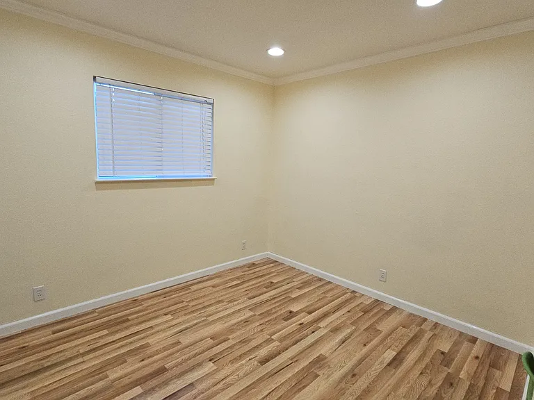 7855 Gardella Dr — Photo 12