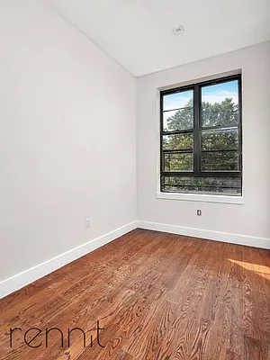 Rented by Rennit Inc. | media 21