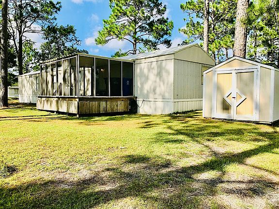 2nd image of 206 S Hines St