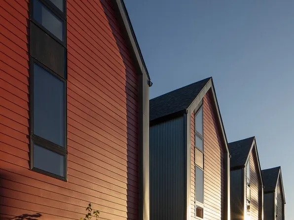 208 Shepard Way NW, Bainbridge Island, WA 98110